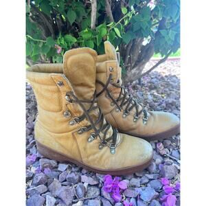 VTG Italian Hiking Boots Tan Leather Rugged Outdoor Gorpcore